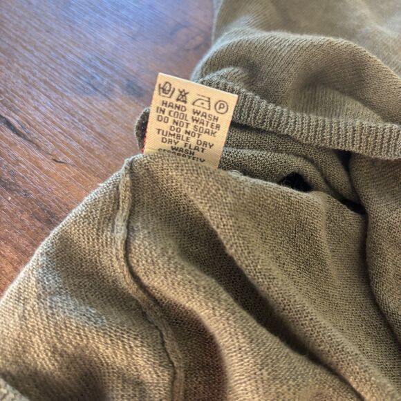 New Scotland Womens medium Olive Green Linen Blend Long Sleeve V-Neck Top Shirt - Picture 4 of 6